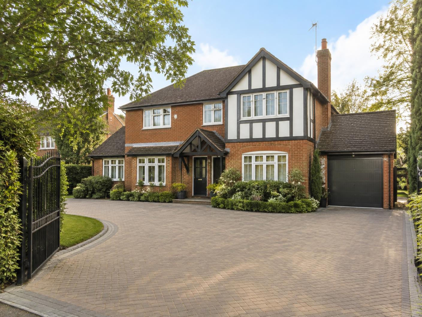 Welcoming detached residential home with a broad driveway